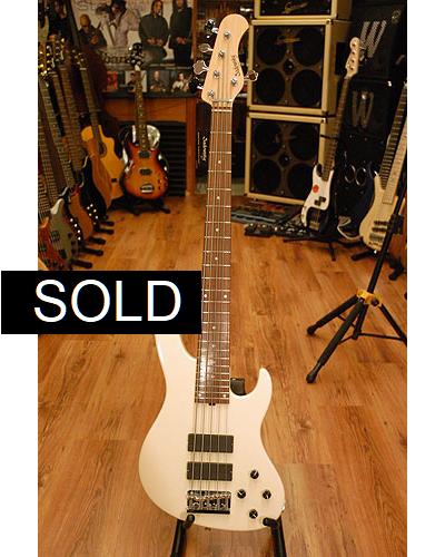 Sadowsky Metro M5-24 (Olympic White)